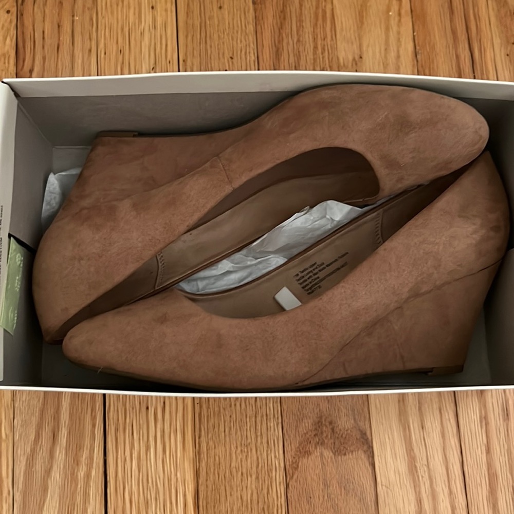 Women’s a new day Dot Heels